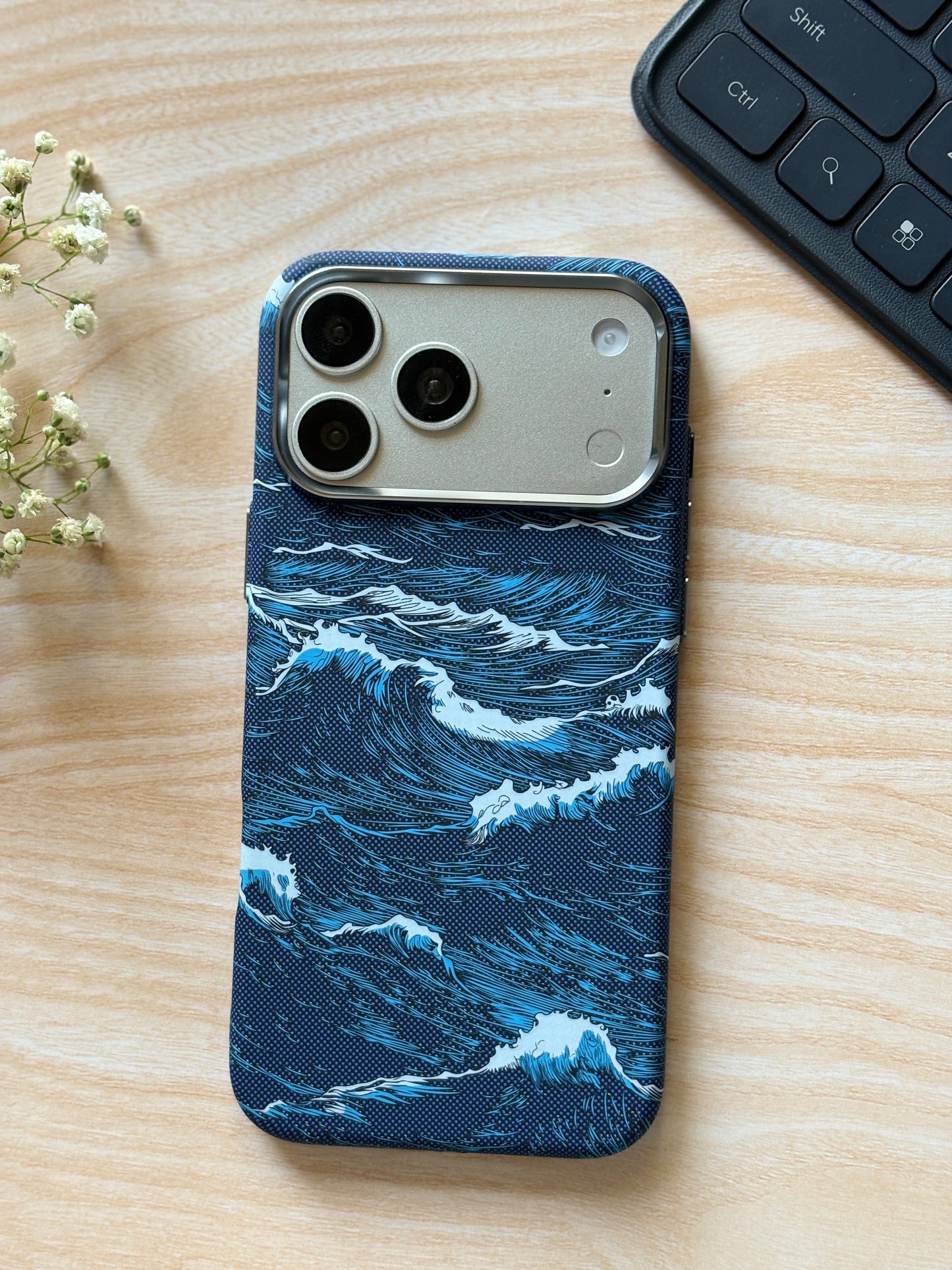 Blue Surge – MagSafe Case