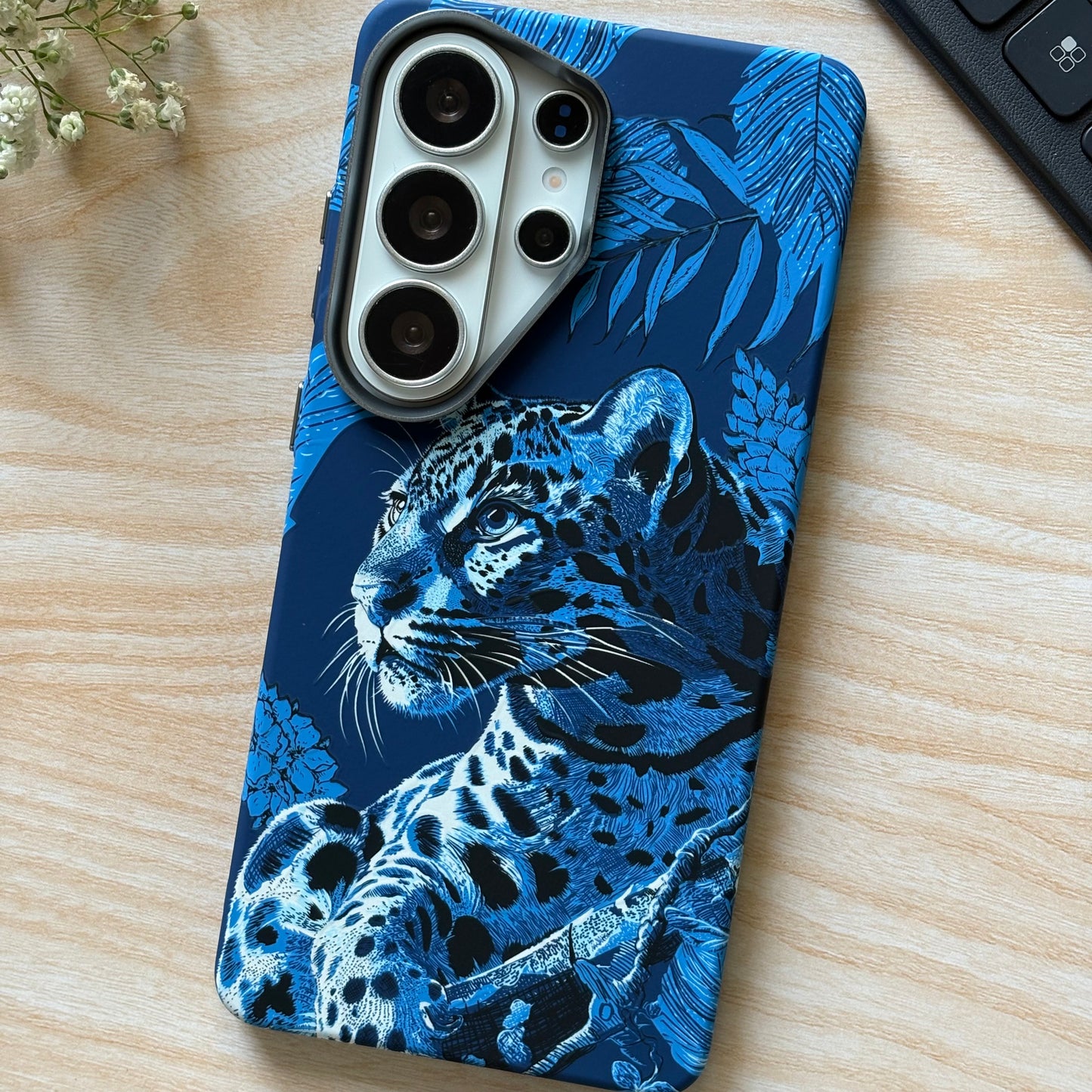 Blue Phantom – MagSafe Case