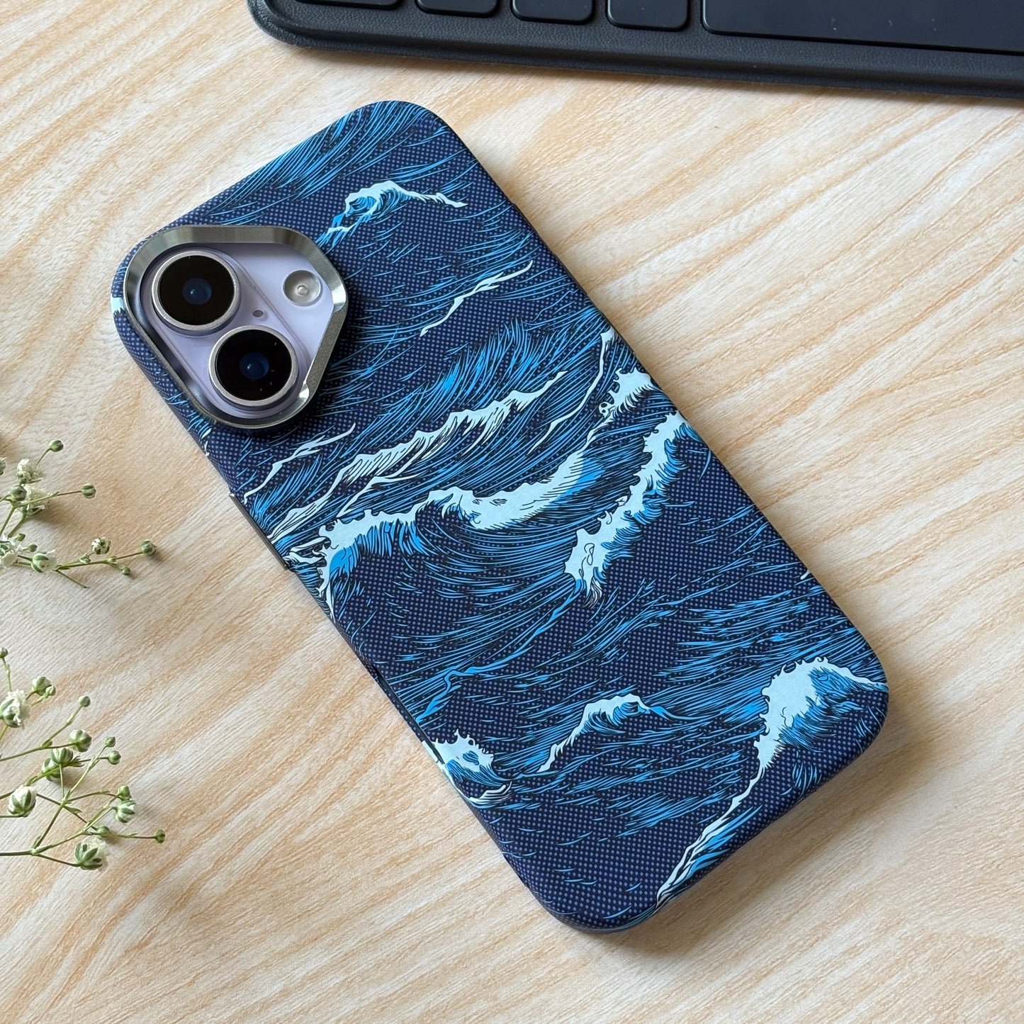Blue Surge – MagSafe Case