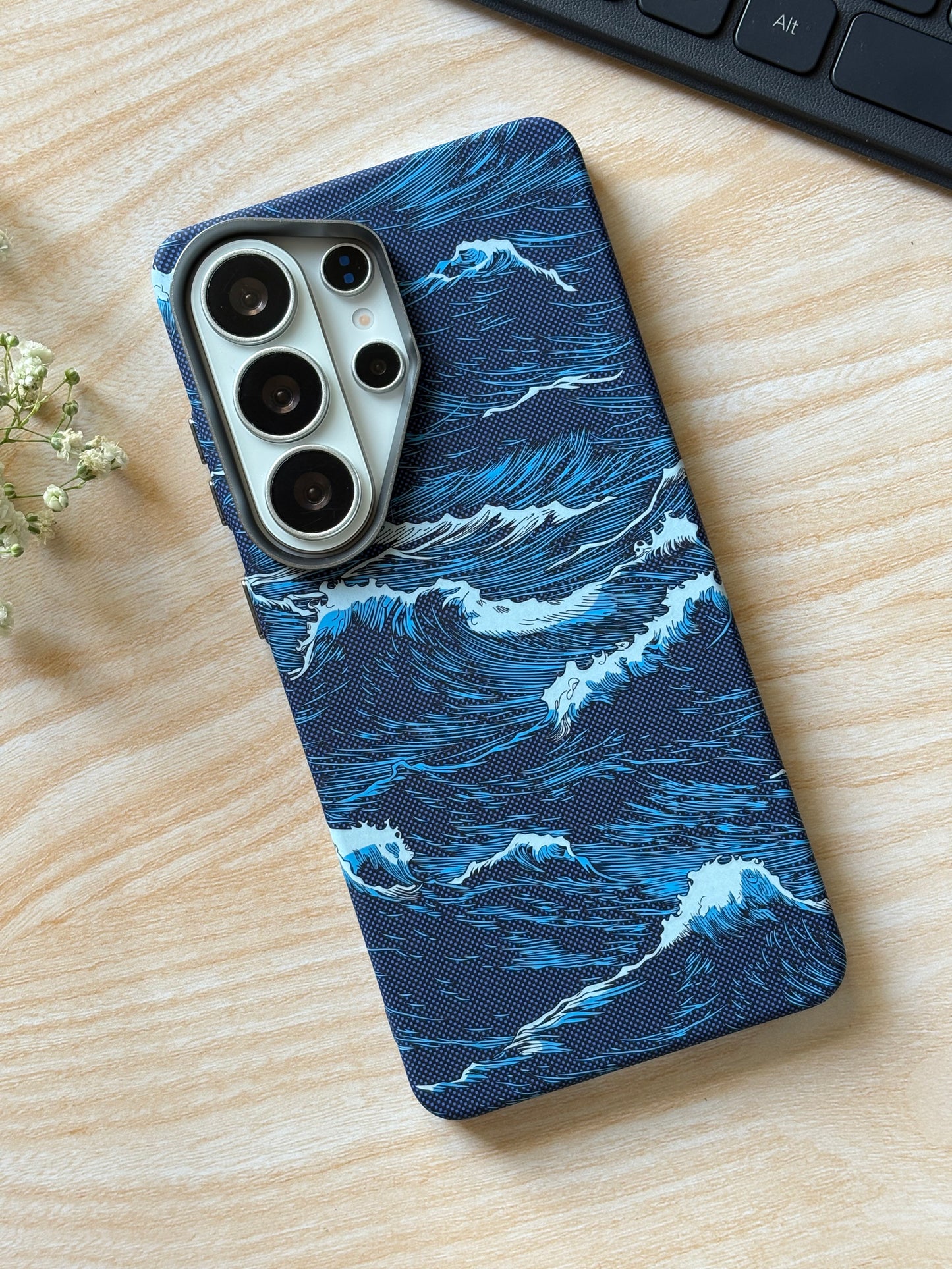 Blue Surge – MagSafe Case