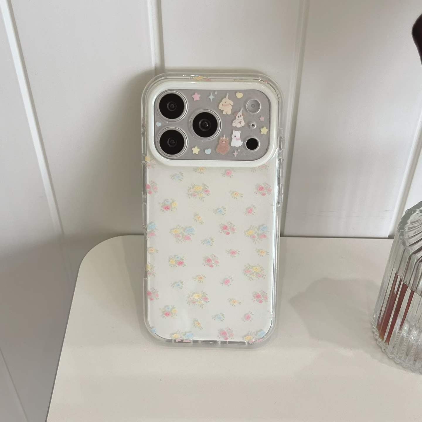 ASTHETIC FLOWER GARDEN IPHONE CASE