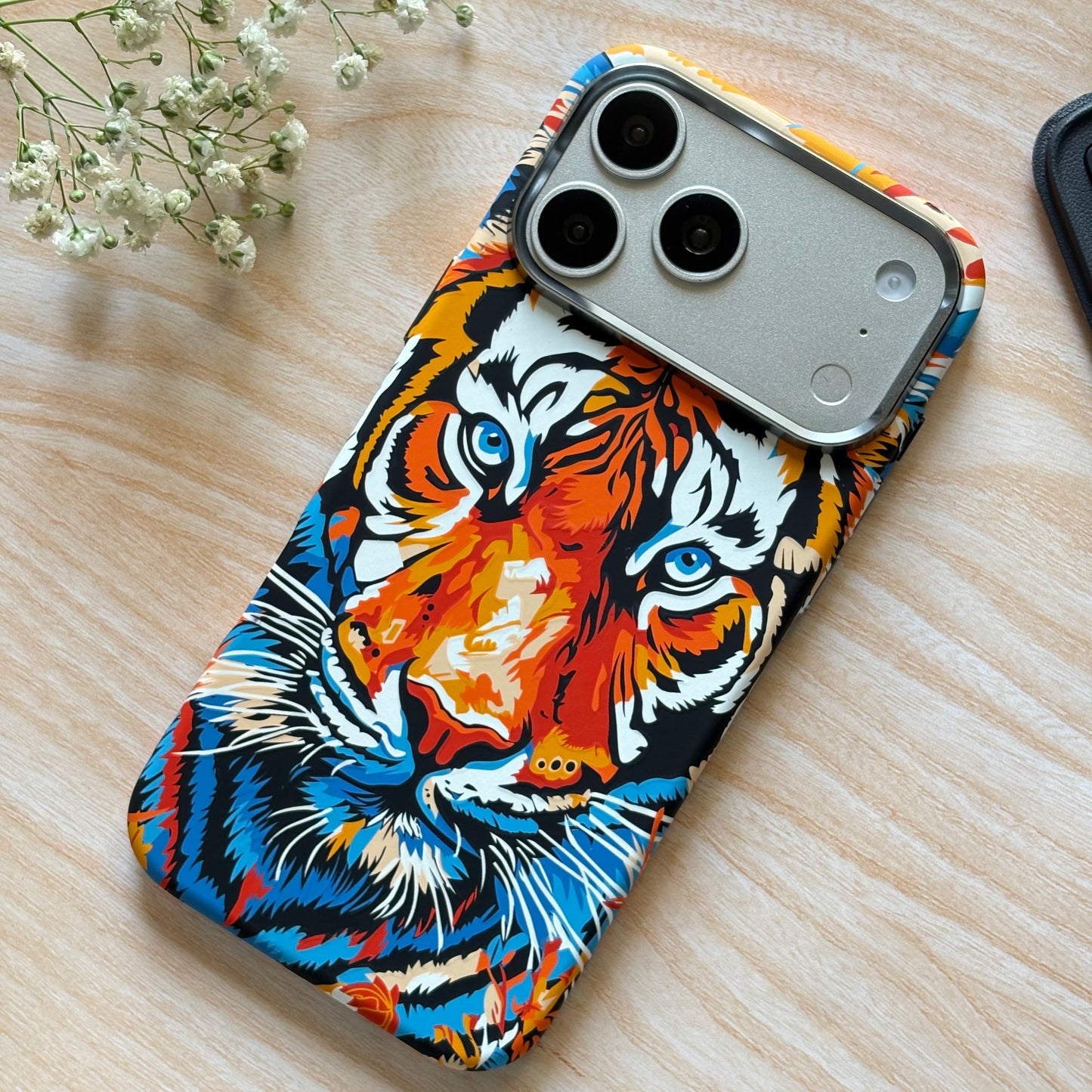 Prismatic Tiger – MagSafe Case