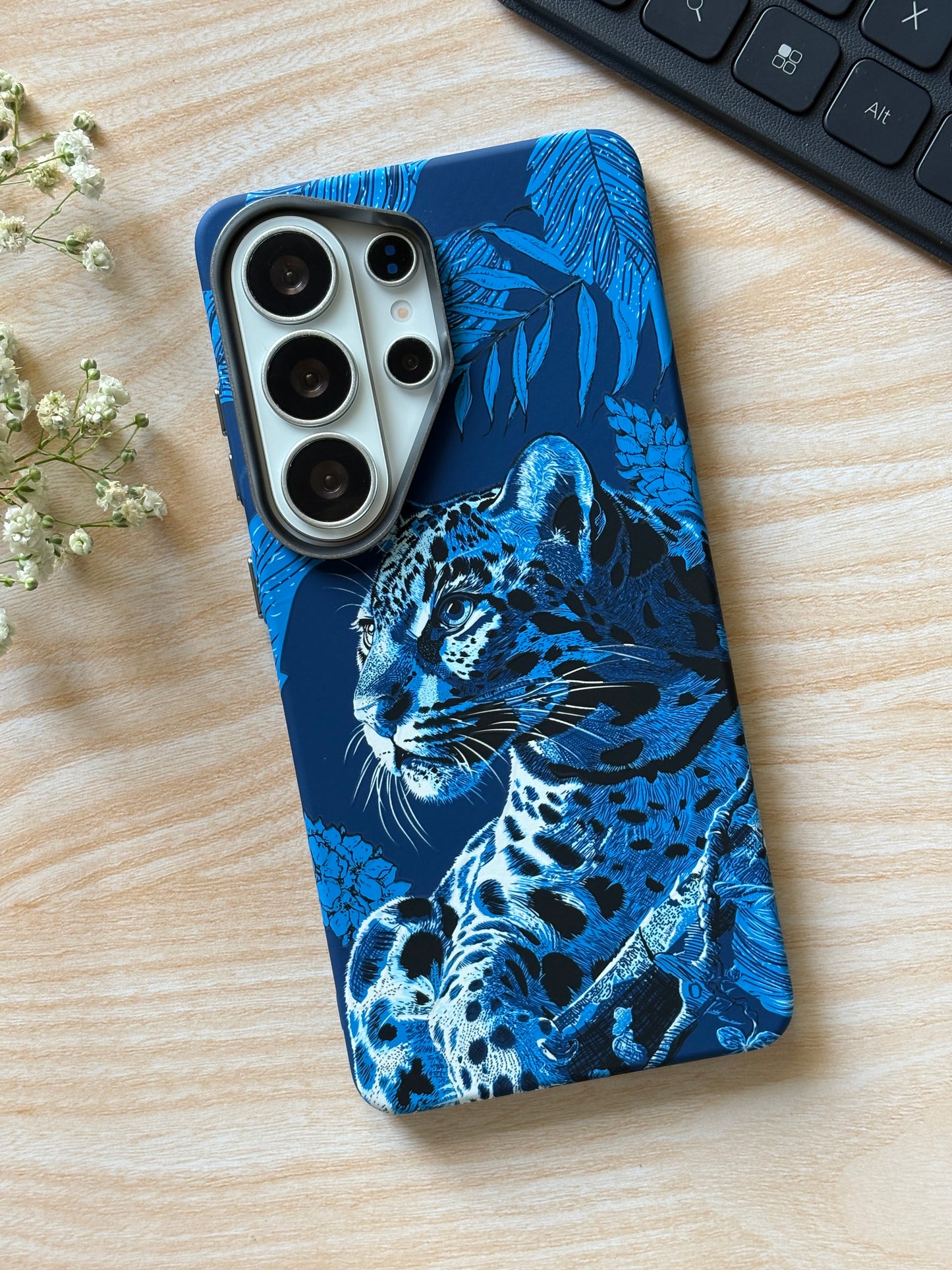 Blue Phantom – MagSafe Case