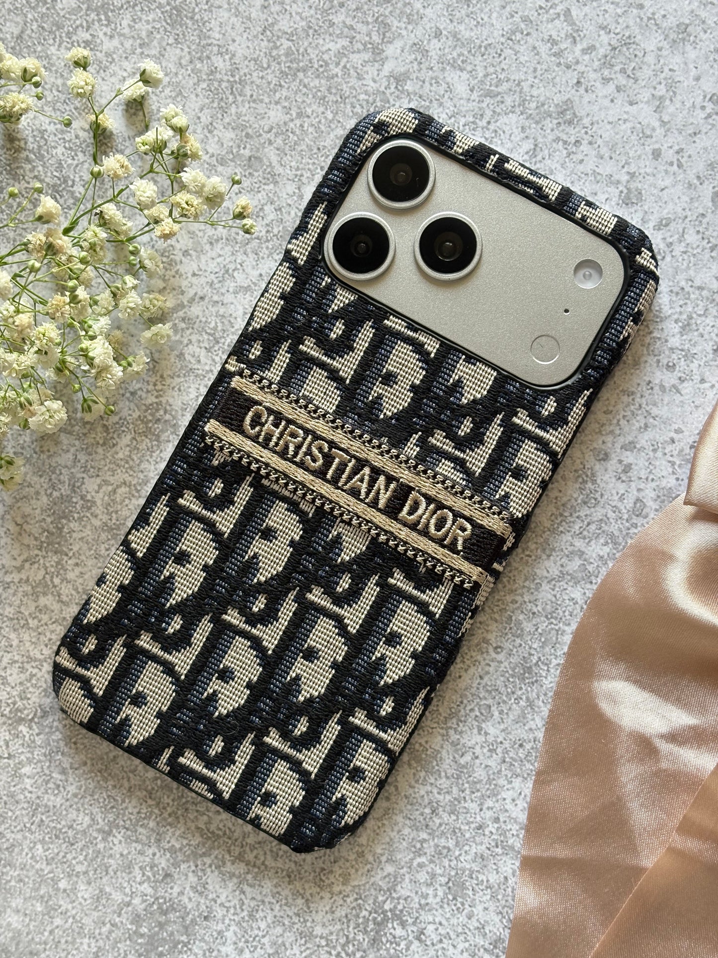 Prestige Noir – Leather Case
