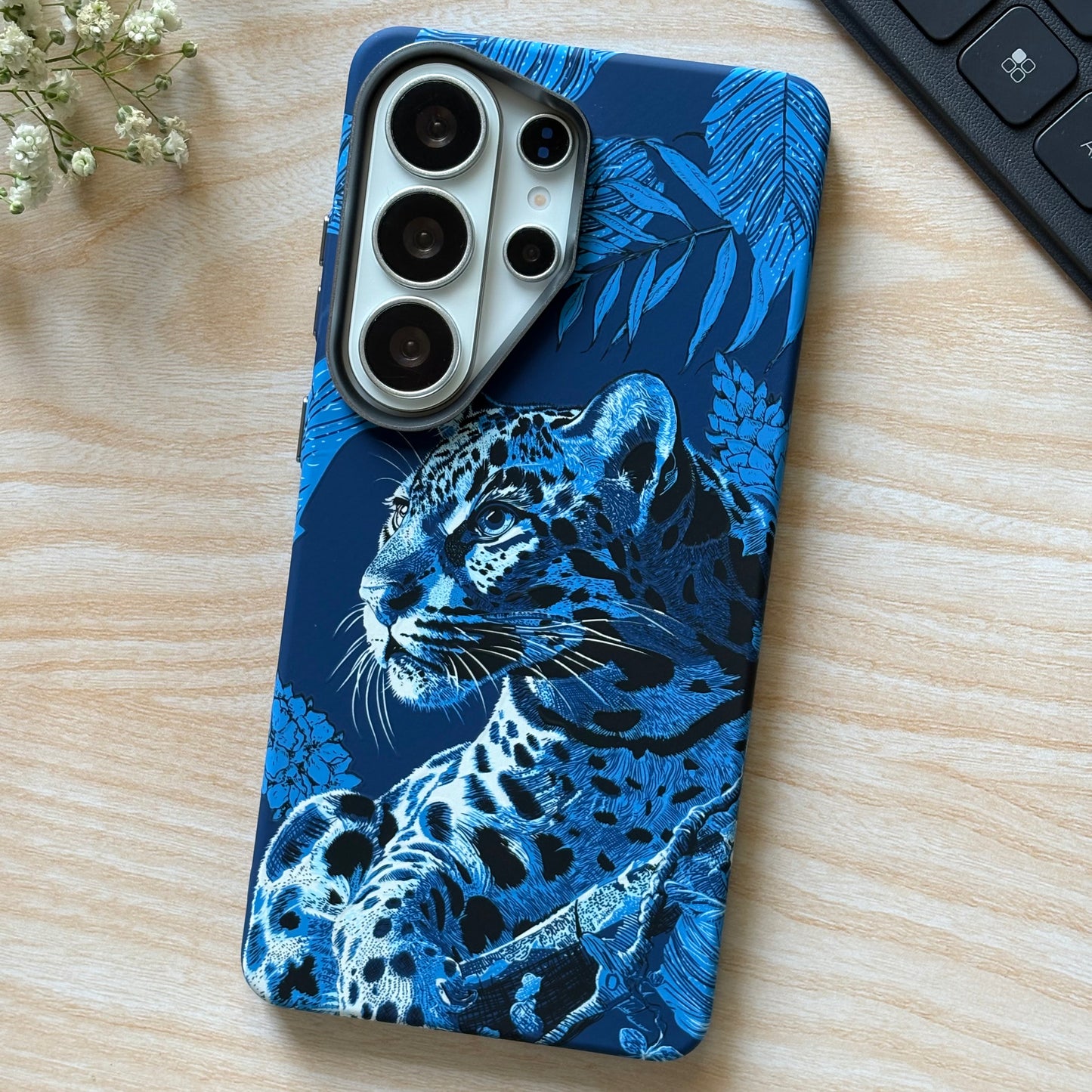 Blue Phantom – MagSafe Case