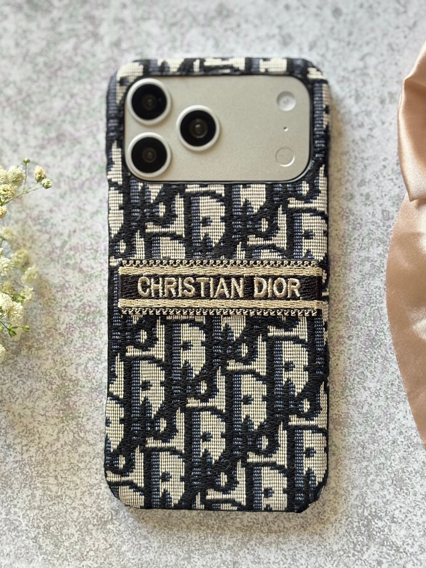 Prestige Noir – Leather Case