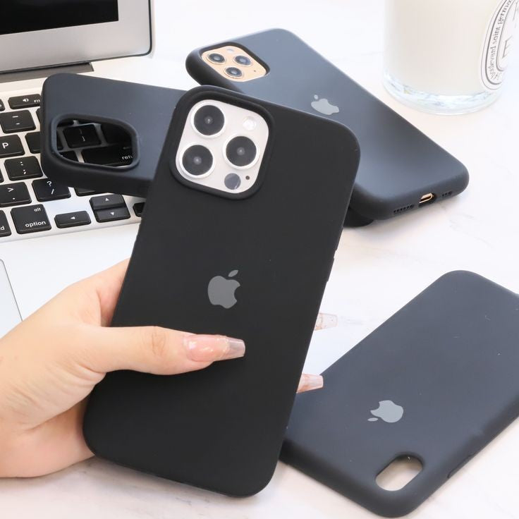 iPhone 16 Pro Max Liquid Silicone Case Cover Jet Black